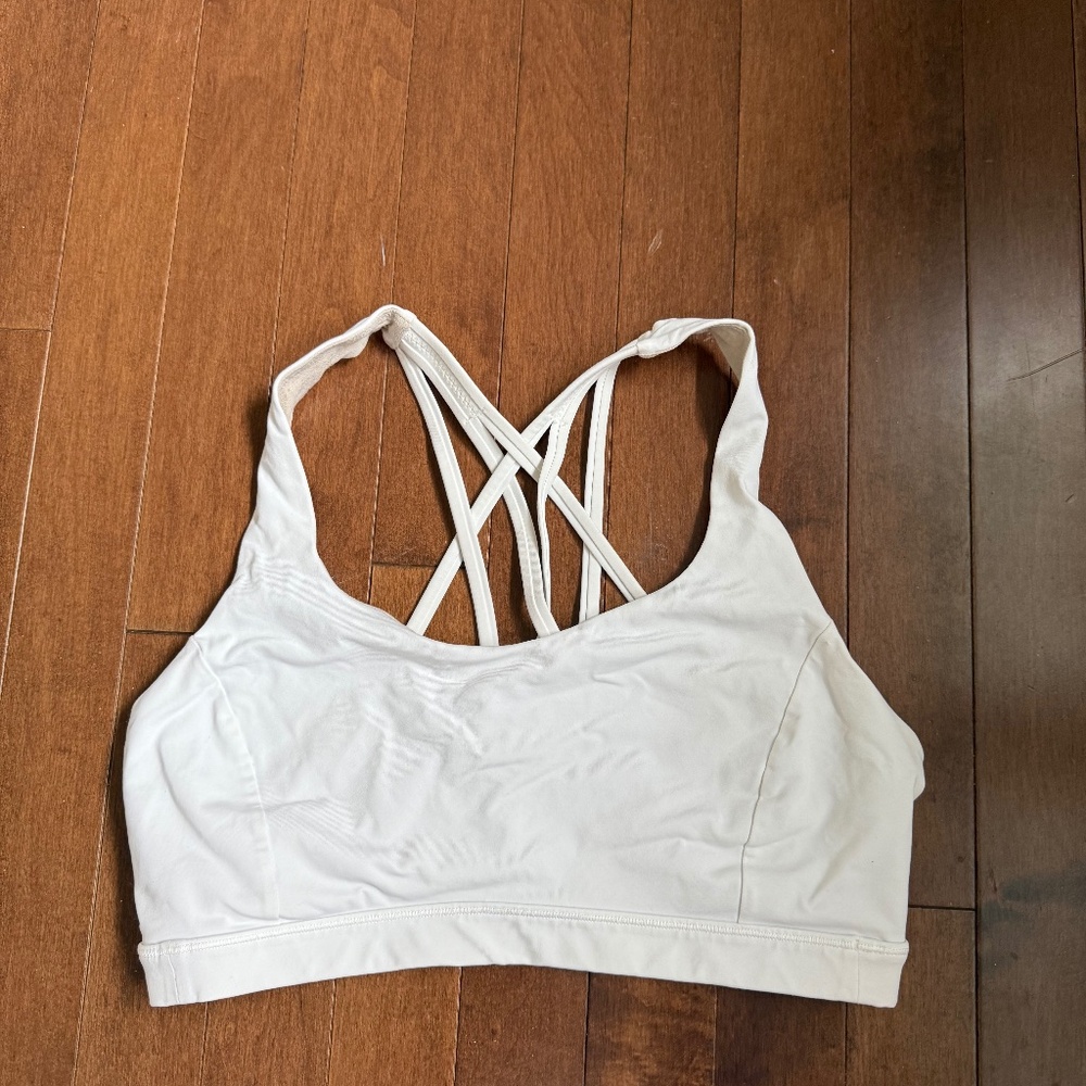 Lululemon free to be serene bra